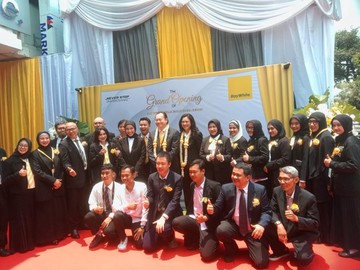 Grand Opening Ray White Lebak Bulus