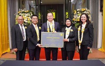 Grand Opening Ray White Lebak bulus 