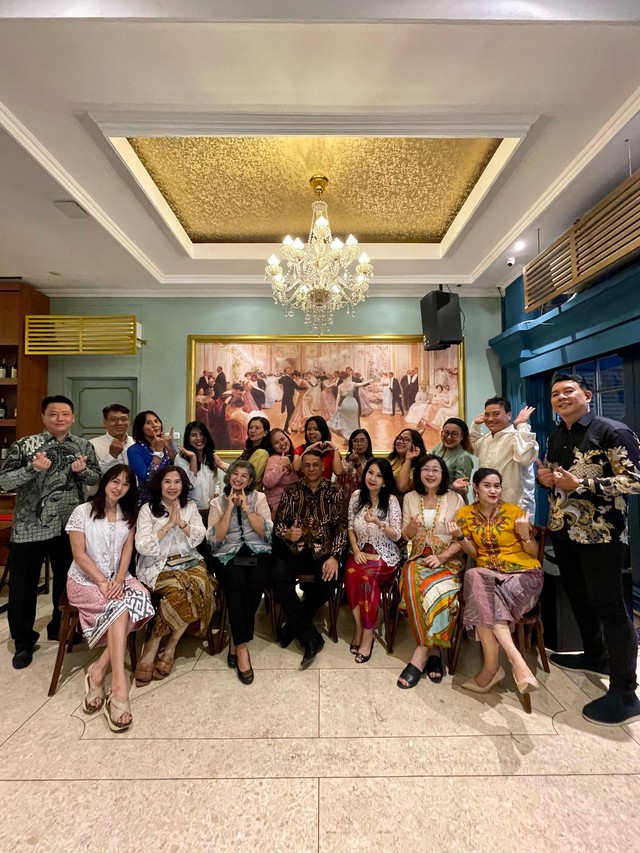 Image 1 of 17