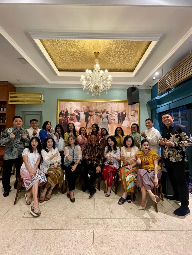 Image 1 of 17