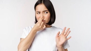 Ternyata Ini Penyebab Kamar Mandi Tercium Aroma Tak Sedap dan Cara Mengatasinya