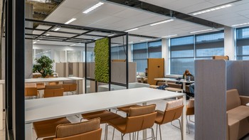 Tentang Office Space: Mending Beli atau Sewa?