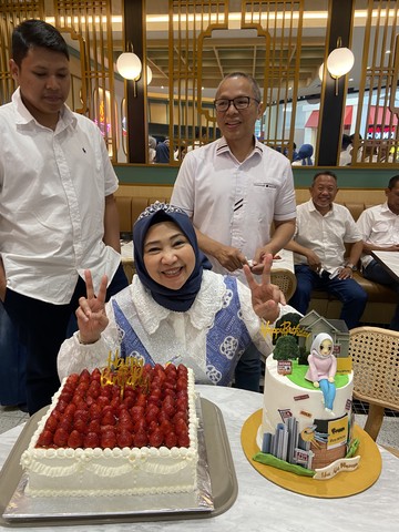 Ade Nurma's Special Day : Fun Day Out!
