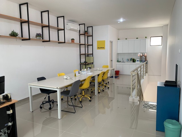 Image 1 of 17