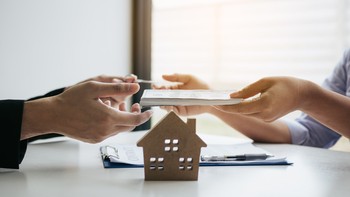 Waspada Broker Abal-abal: Tips Memilih Broker Properti Terpercaya agar Transaksi Aman