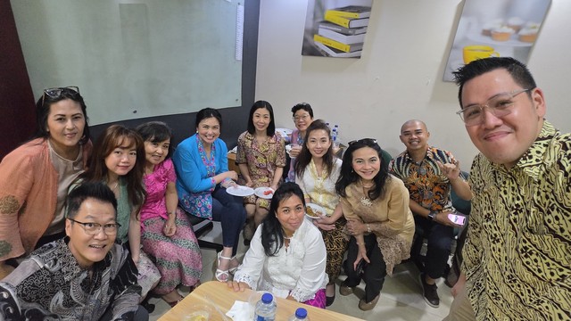 Image 1 of 17