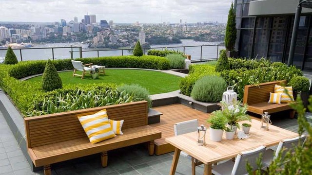 Tips Memilih Material Lantai dan Furnitur Outdoor yang Awet dan Tahan Lama untuk Taman dan Rooftop!