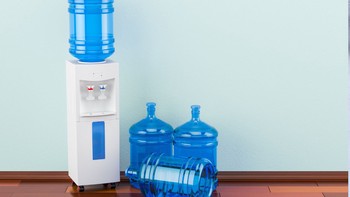 Bahaya! Berikut Dampak Menggunakan Galon Bekas untuk Air Minum bagi Kesehatan!