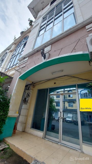 BEST RETAIL IN SURABAYA