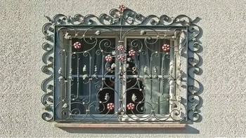 Berikut Pilihan Desain dan Bahan Terbaik untuk Teralis Rumah Minimalis!