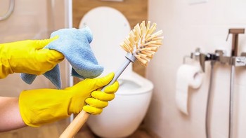 Mengapa Kamar Mandi Harus Selalu Dibersihkan? Pentingnya Kebersihan dan Kesehatan Lingkungan Rumah