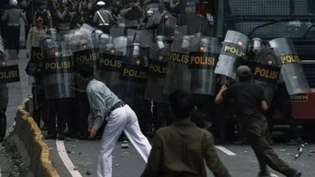 Dampak Fatal Demo Ricuh Terhadap Fasilitas Umum dan Efek Pada Masyarakat