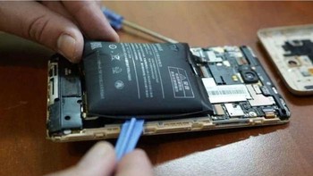 Mengapa Baterai Handphone Bisa Bengkak? Berikut Penyebab, Bahaya, dan Cara Mencegahnya