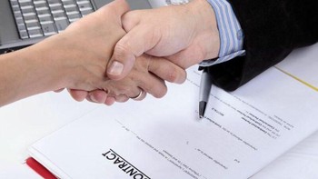 Jangan Sampai Menyesal! Berikut Hal Penting yang Wajib Dicek Sebelum Tanda Tangan Kontrak Rukan