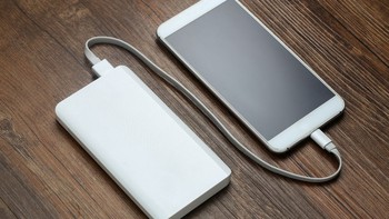 Kenapa Handphone Tidak Boleh Sering Menggunakan Power Bank? Ini Alasan Lengkap yang Perlu Kamu Ketahui