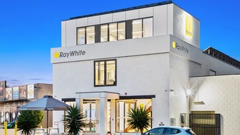 Ray White: Agen Properti Profesional yang Memahami Kebutuhan Anda