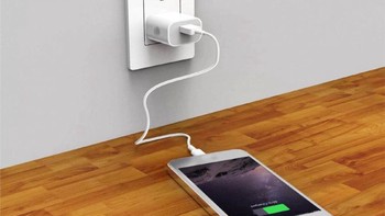 Alasan Mengapa Tidak Boleh Charger HP Semalaman dan Dampaknya Bagi Kehidupan Sehari-hari