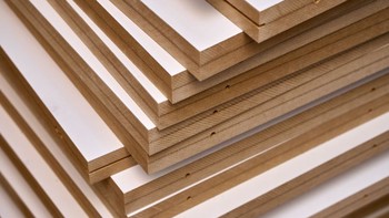 Apa Itu Blockboard? Pengertian, Kegunaan, dan Manfaatnya dalam Dunia Furnitur dan Konstruksi