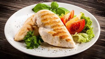 10 Menu Dinner Sehat untuk Diet: Enak, Rendah Kalori, dan Bikin Kenyang