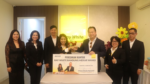 Grand Opening Ceremony Ray White Bandung Mekar Wangi