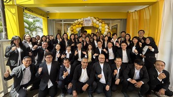 Property Consultant Ray White Bandung Mekar Wangi