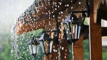 Permasalahan di Rumah Saat Musim Hujan dan Cara Mengatasinya Agar Hunian Tetap Nyaman