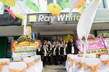 Grand Opening Ray White Bintaro Trade Center