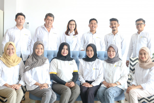 Image 1 of 17