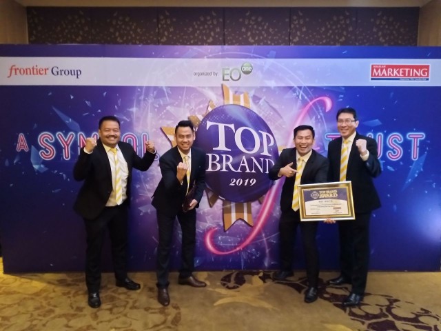 Ray White Indonesia Kembali Meraih Penghargaan Top Brand Awards 2019, “selama 7 Tahun Berturut-turut”.